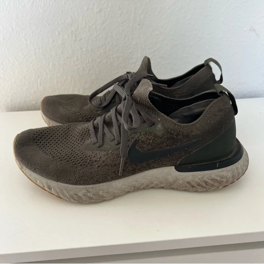Nike Epic React Flyknit Olive AQ0067-300 8.5 Running CrossFit Training Sneakers